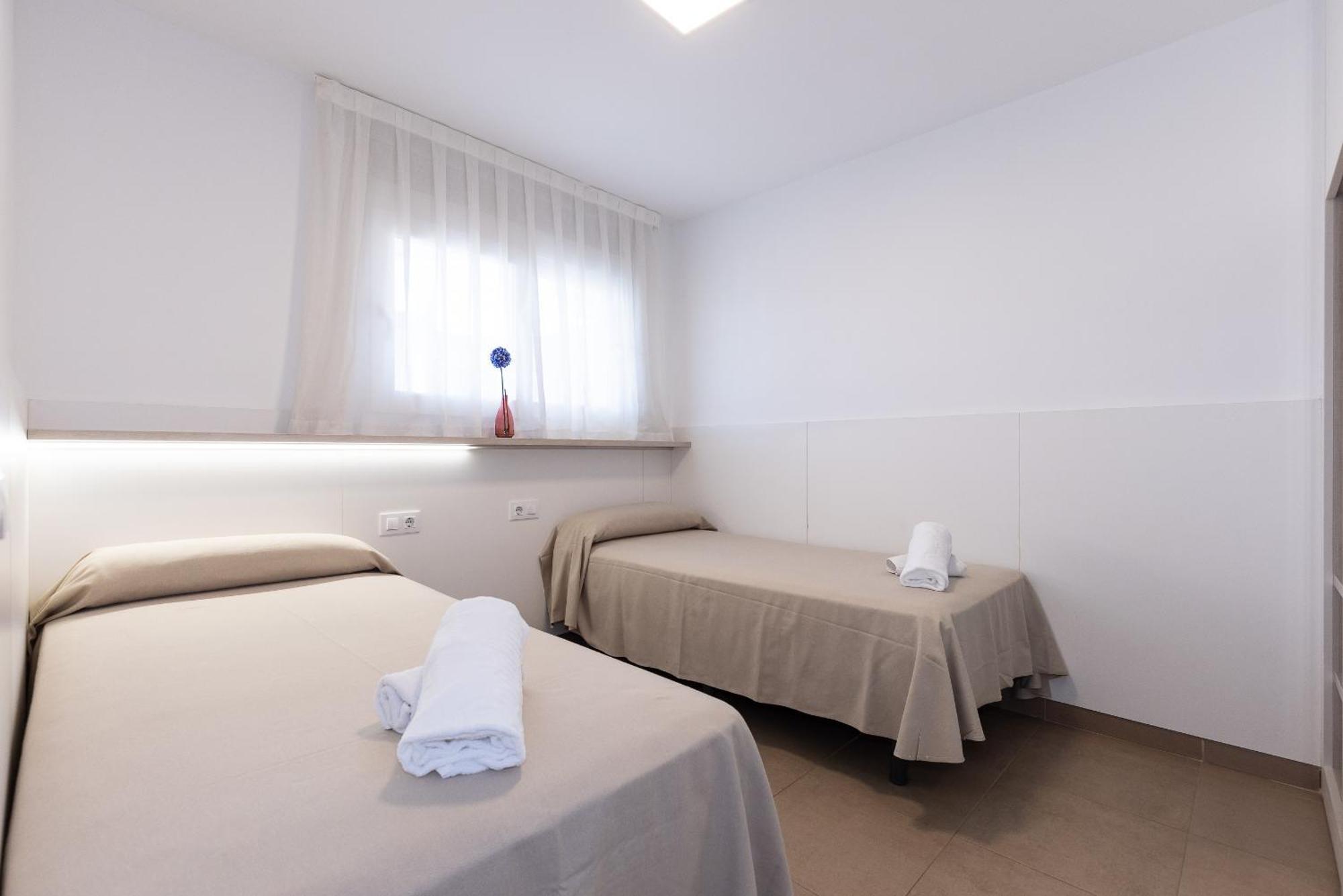 Rentalmar Murillo Plus Salou Bagian luar foto