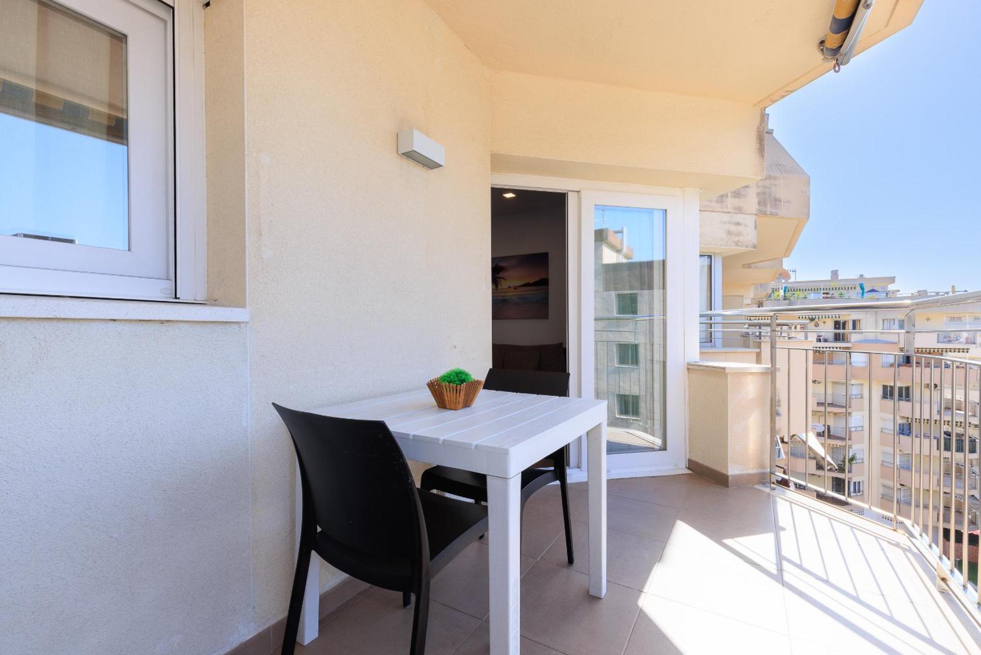 Rentalmar Murillo Plus Salou Bagian luar foto